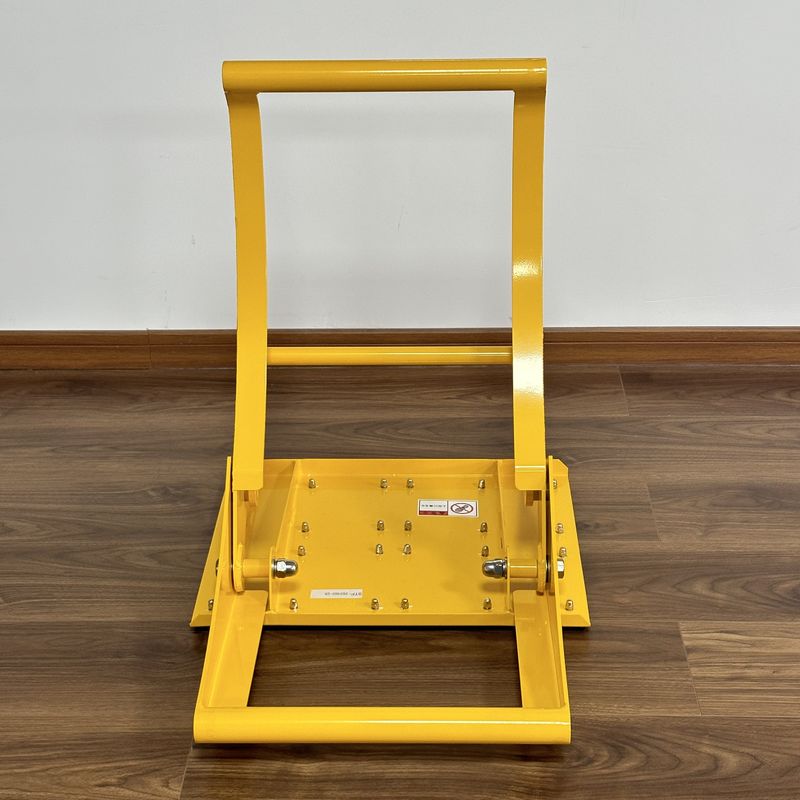 Области, где транспортные средства движутся на низких скоростях Транспортная барьерная часть Заменяемая конструкция, обеспечивающая легкое техническое обслуживание безопасности движения